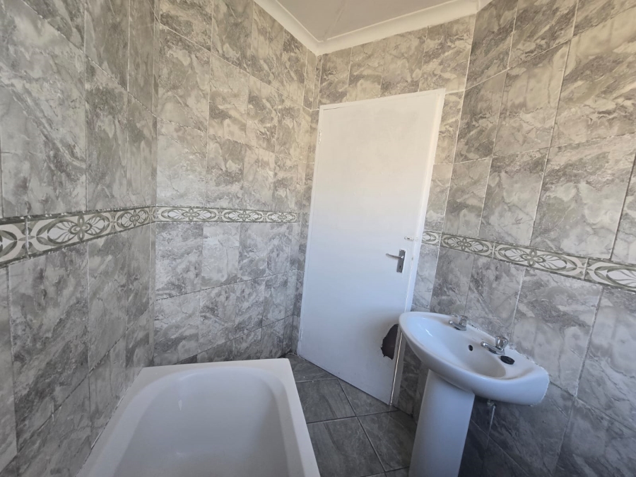 3 Bedroom Property for Sale in Amalinda Eastern Cape